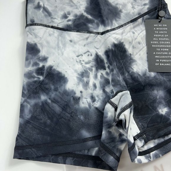 Balance Athletica Women’s The Cloud Short Logo Avalanche Tie Dye Size XXS New - Picture 3 of 12